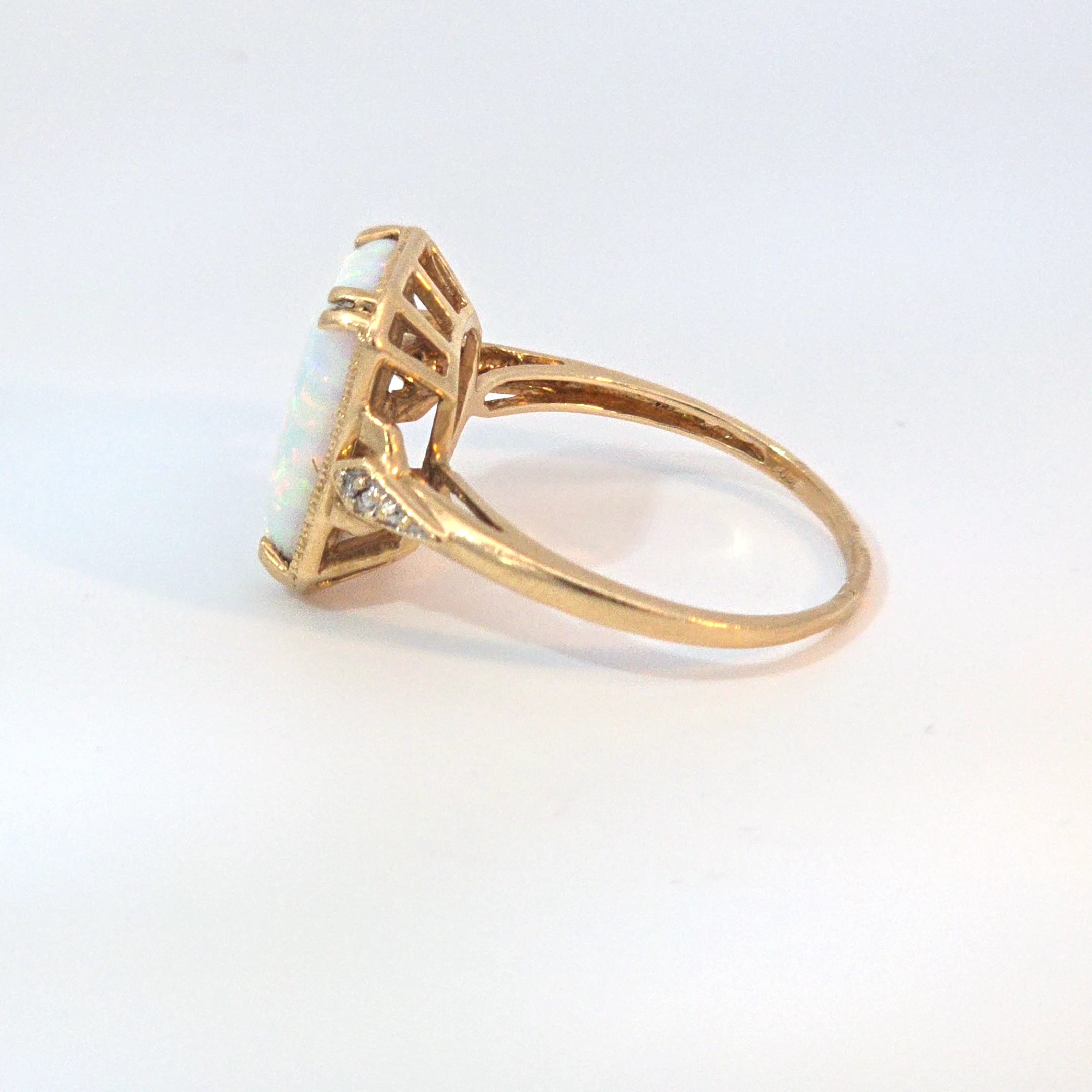 10k Yellow Gold and Fire Opal - Image 2