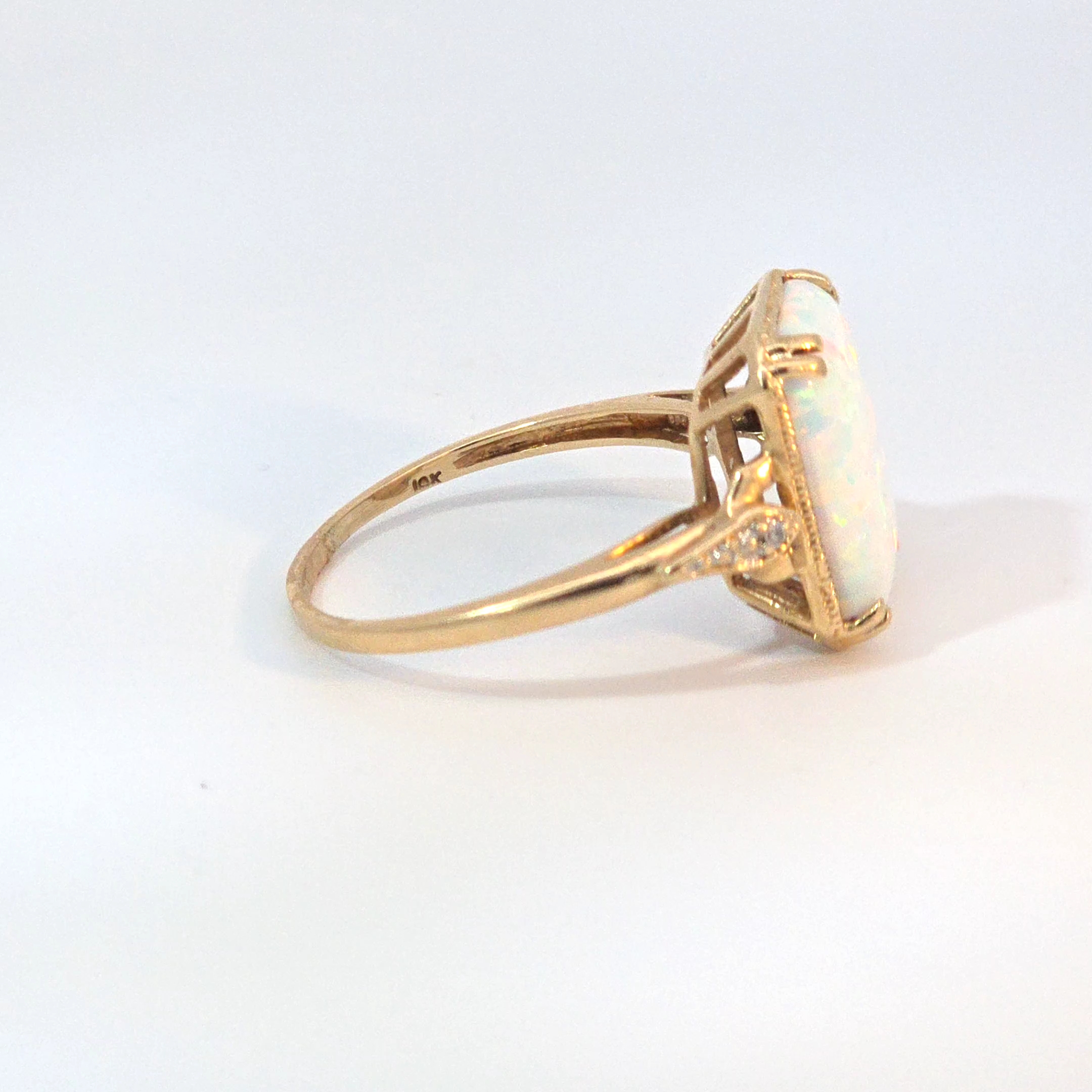 10k Yellow Gold and Fire Opal - Image 3